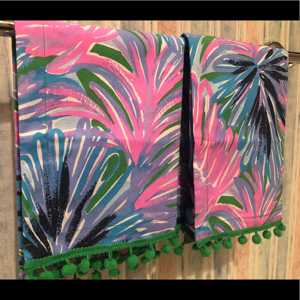 Set of 2 - New Lilly Pulitzer Hand towels
